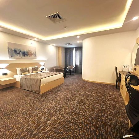 Van Royal Hotel Erbil Buitenkant foto