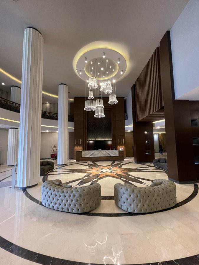 Van Royal Hotel Erbil Buitenkant foto
