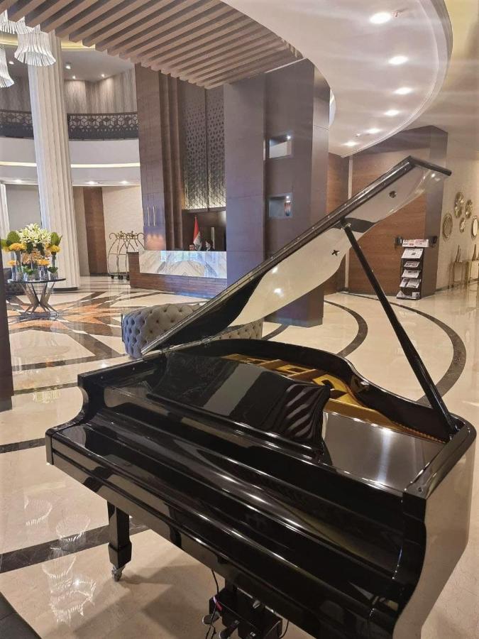 Van Royal Hotel Erbil Buitenkant foto