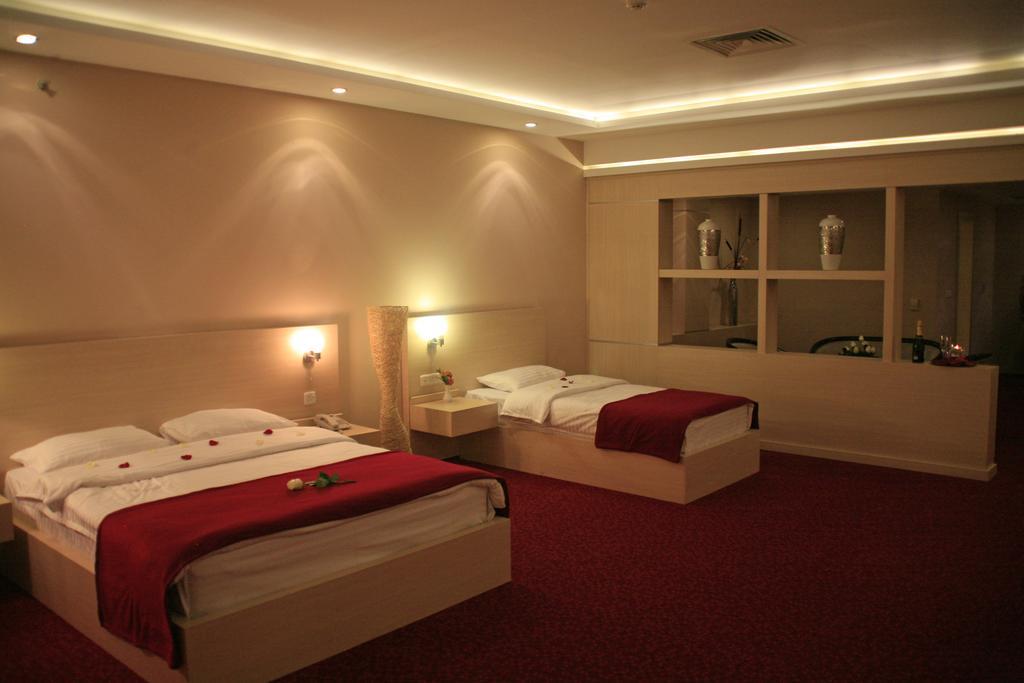 Van Royal Hotel Erbil Kamer foto
